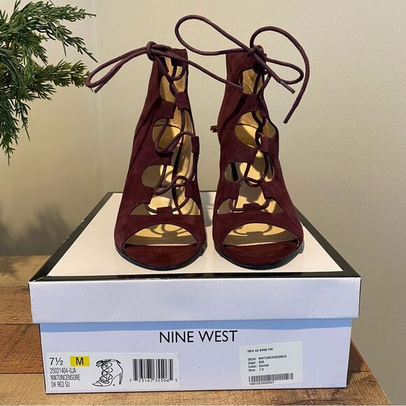 Nine West Unforgettable Lace Up Bootie - Picture 3 of 7